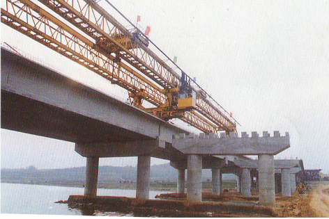 内蒙古哈磴高速施工现场